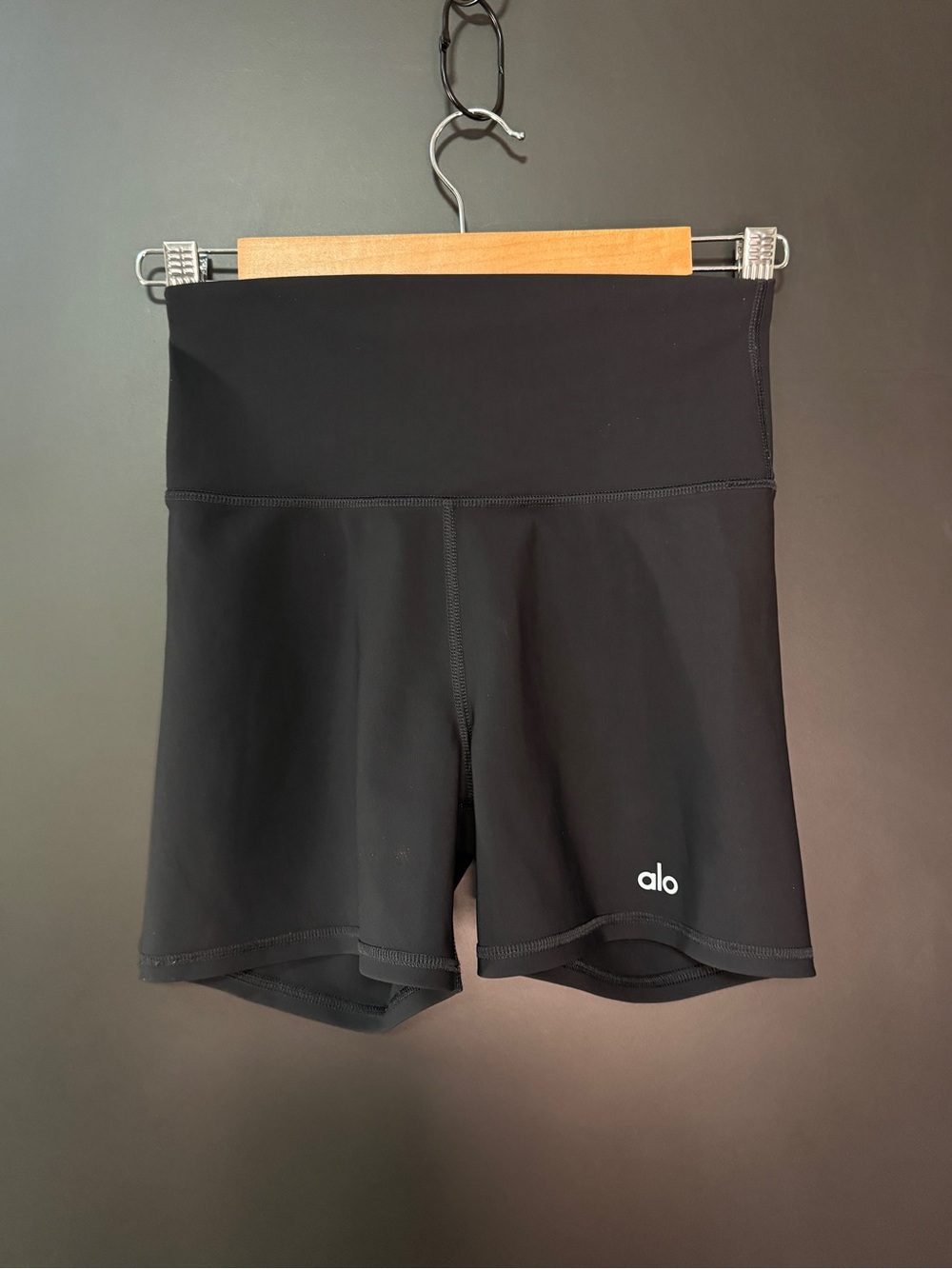 Alo Bike Shorts - Small